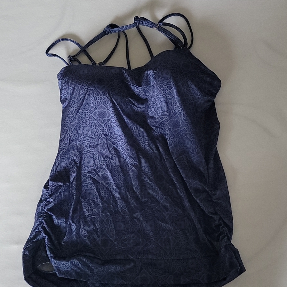 Athleta swim top